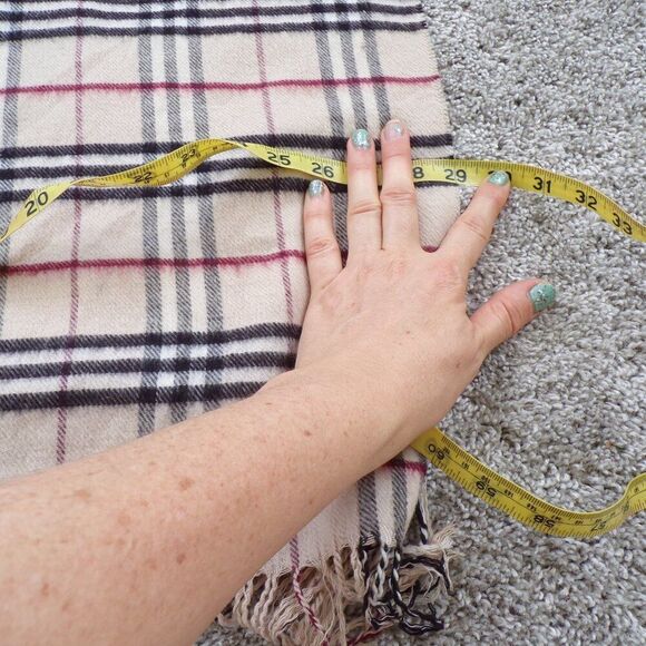 Plaid cashmere scarf - Picture 5 of 7